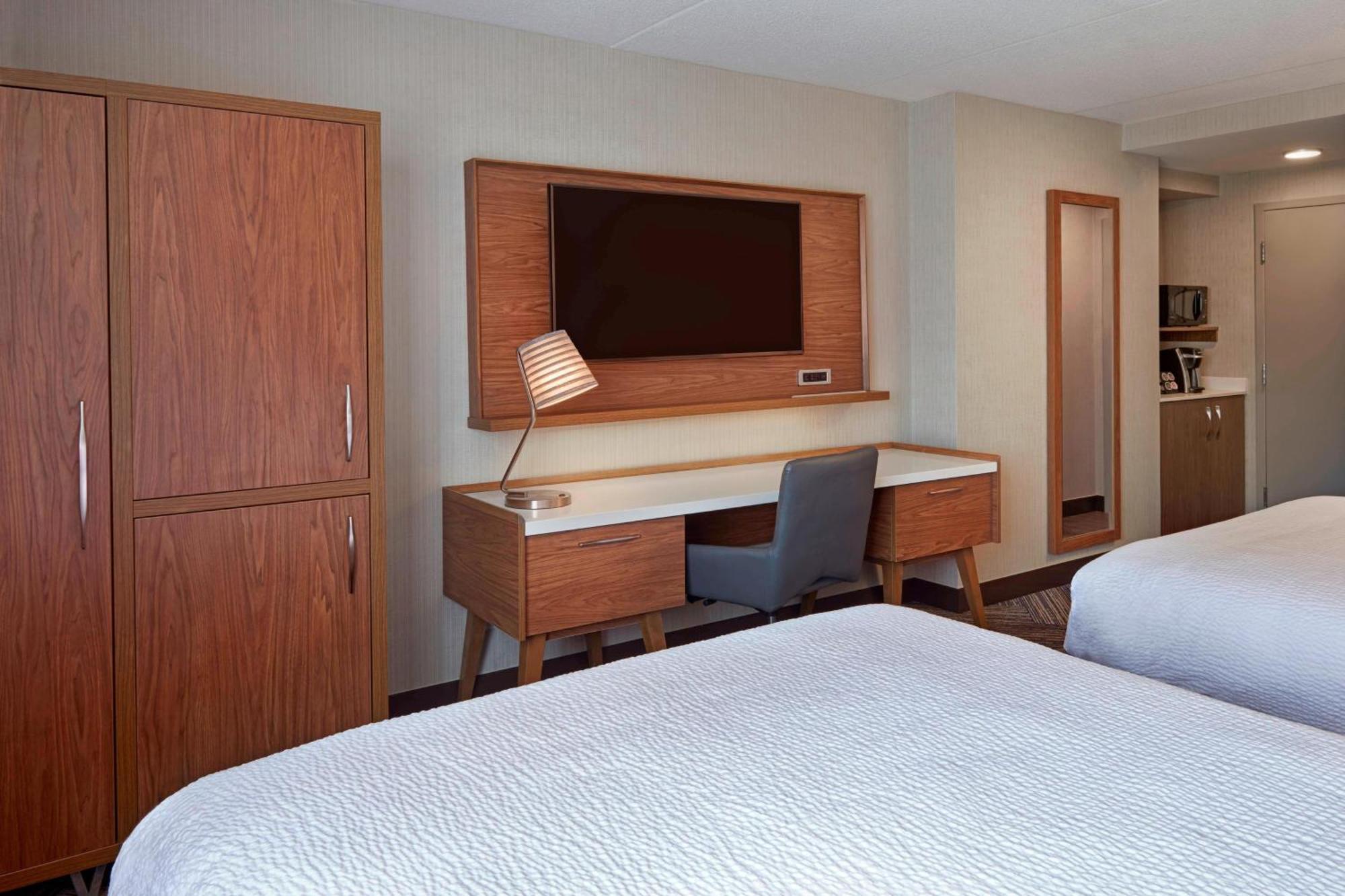 Four Points By Sheraton Hamilton - Stoney Creek Buitenkant foto